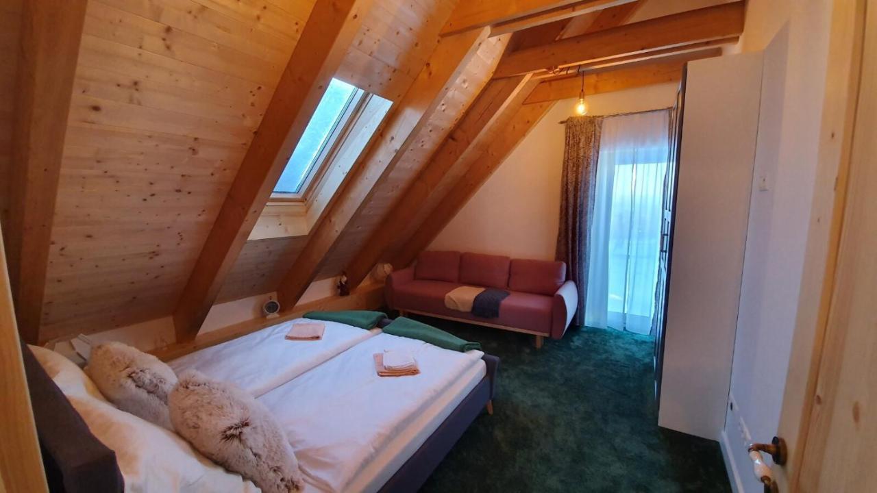 Vila Lesna House With A Garden 2 Minutes From The Center Of The Tatras Nova Lesna Bagian luar foto