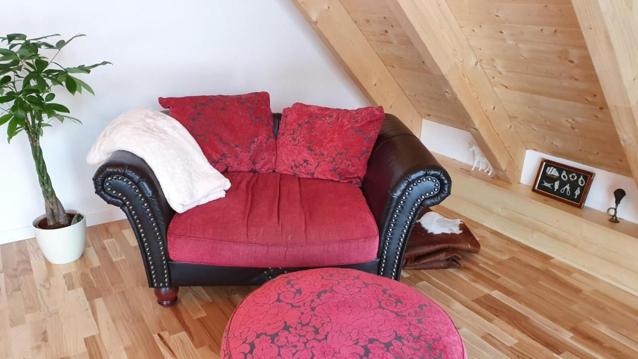 Vila Lesna House With A Garden 2 Minutes From The Center Of The Tatras Nova Lesna Bagian luar foto